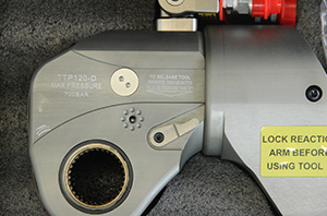 驱动式液压扭矩扳手操作与维护
